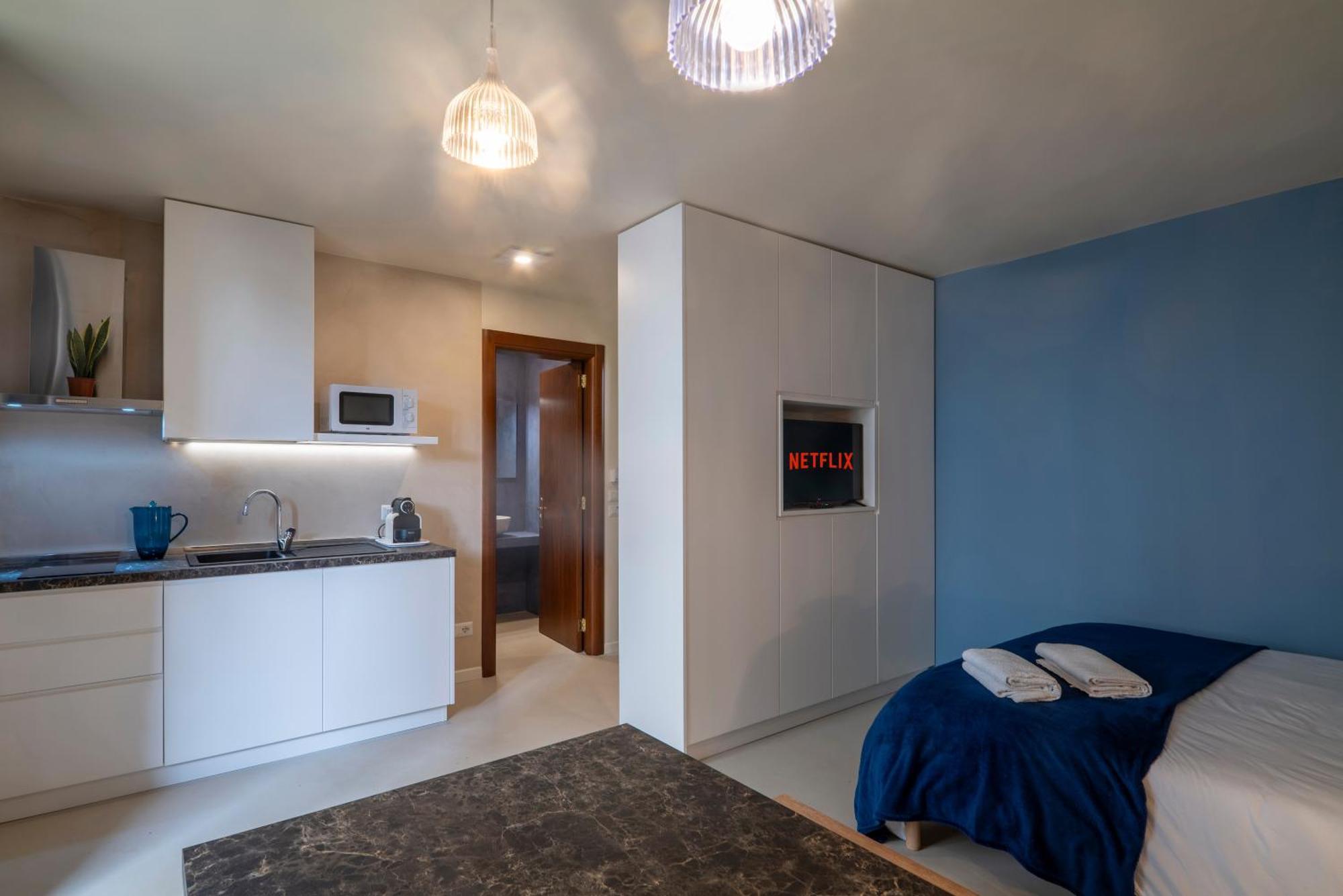 Blu Mazzini 1 - Appartamento Luxury Con Terrazza Privata Lecce Bagian luar foto